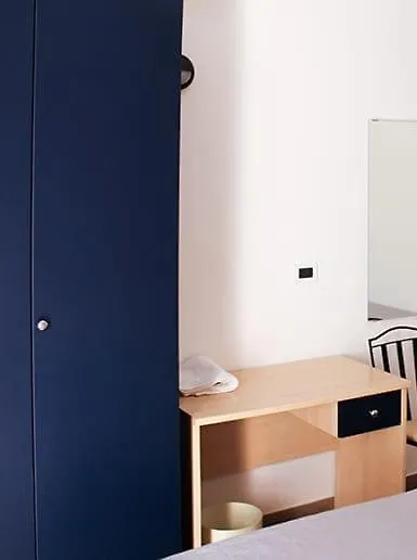 Colivingone-Mora Hotel Rimini Italy