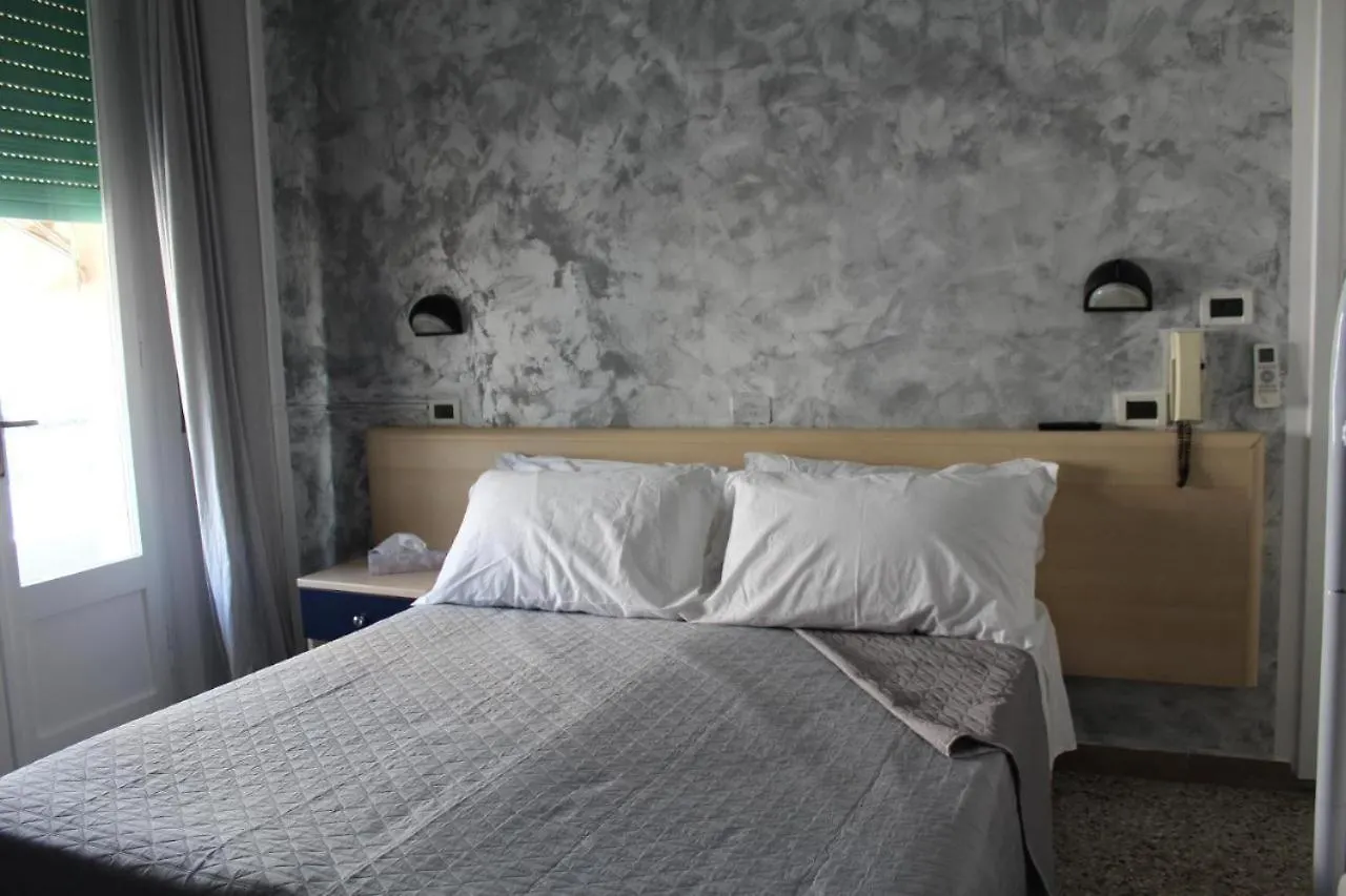 Guest house Colivingone-Mora Hotel Rimini