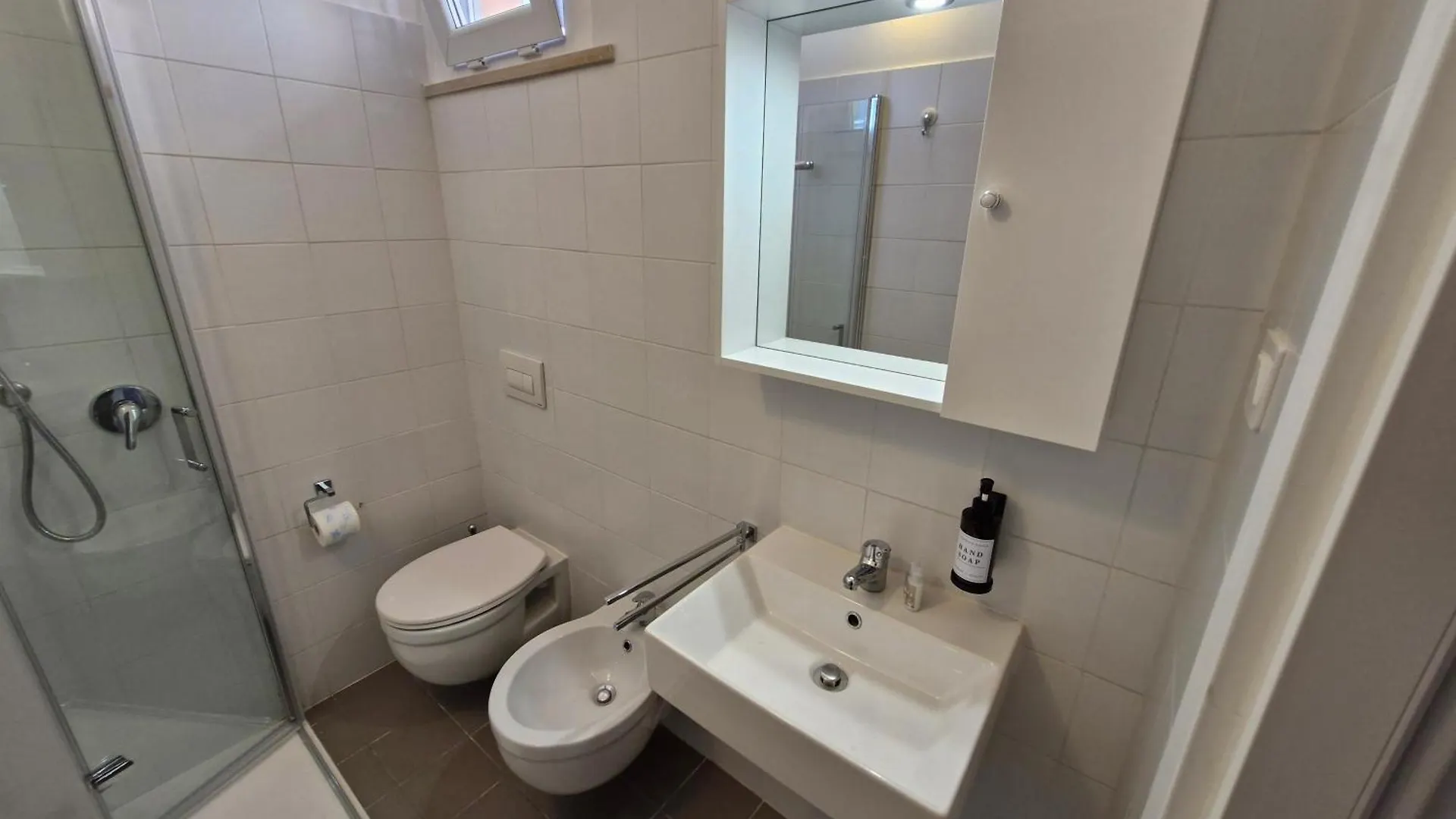 Colivingone-Mora Hotel Rimini 0*,  Italy